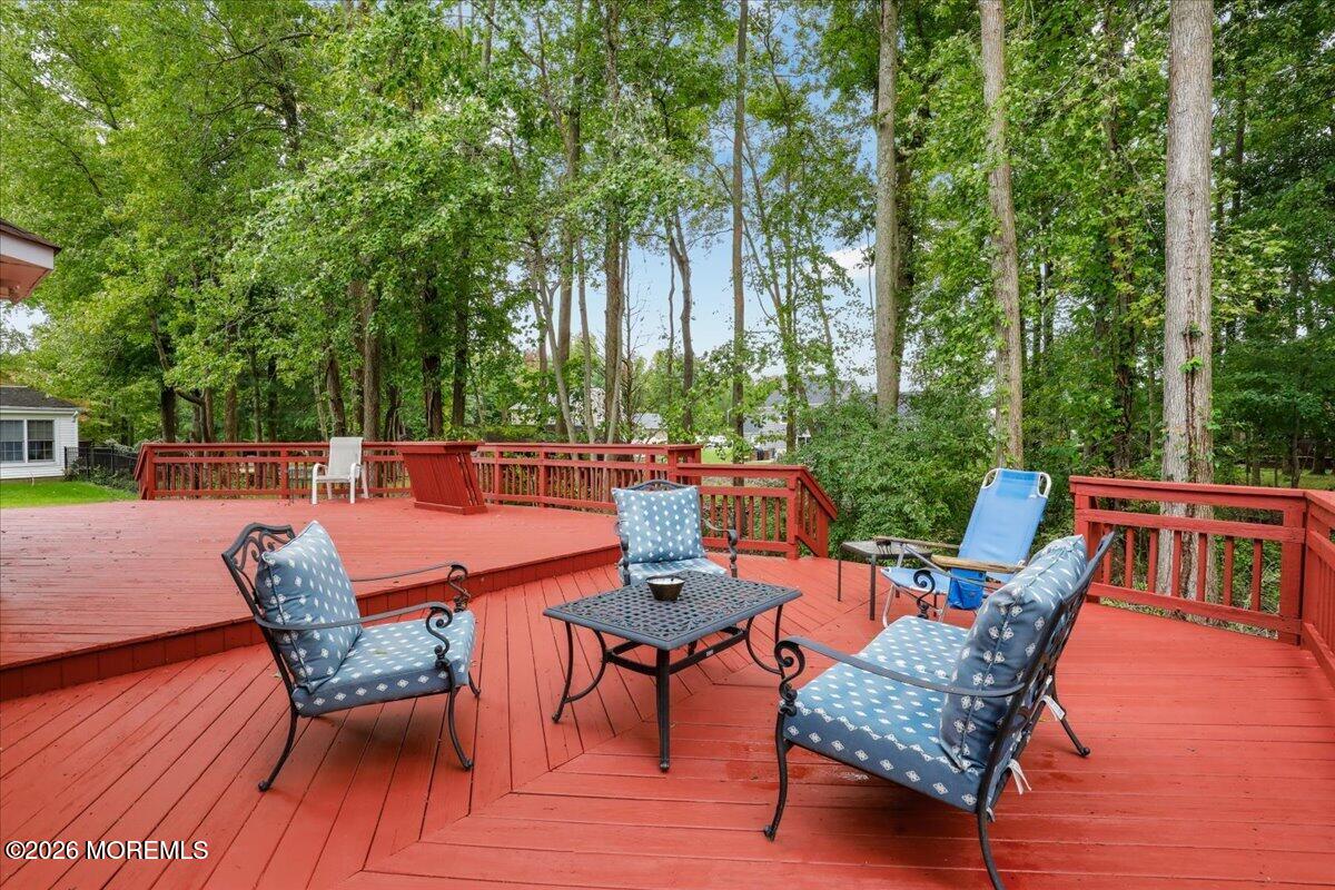 25 Winding Woods Way Manalapan NJ 07726