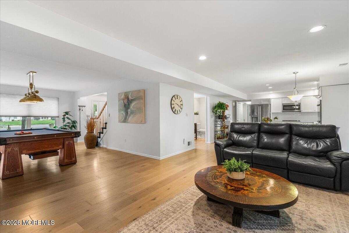 25 Winding Woods Way Manalapan NJ 07726