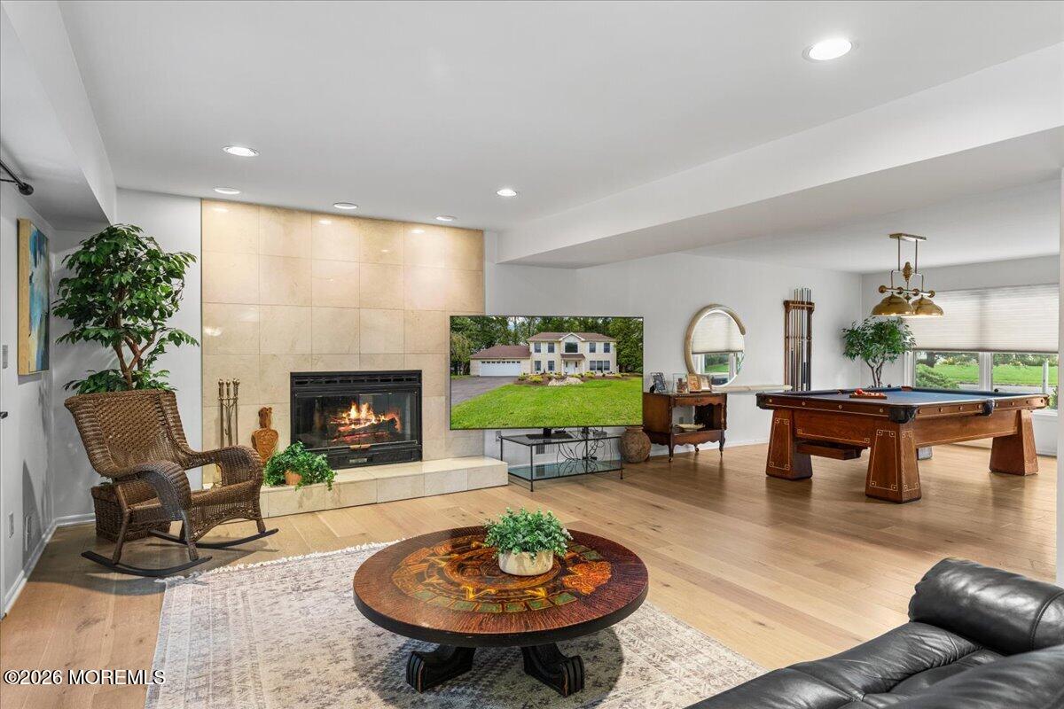 25 Winding Woods Way Manalapan NJ 07726