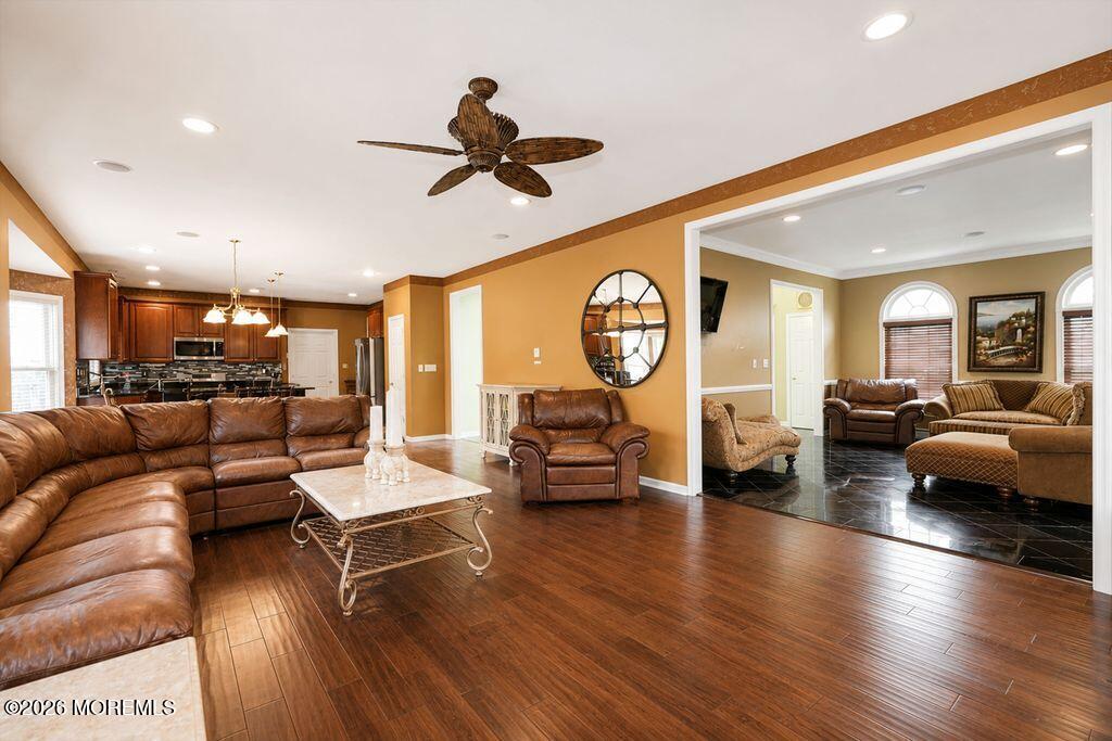 19 Bloomfield Road Manalapan NJ 07726