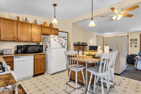 1333 Longboat Avenue Beachwood NJ 08722