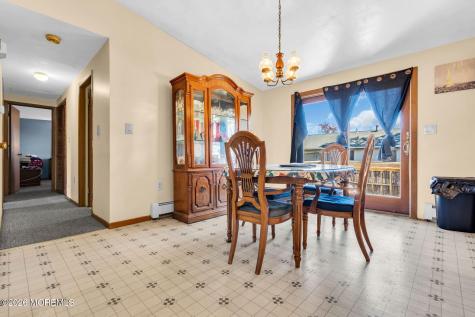 1333 Longboat Avenue Beachwood NJ 08722