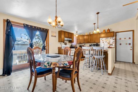 1333 Longboat Avenue Beachwood NJ 08722