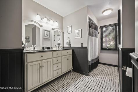 72 Fox Chase Court Freehold NJ 07728