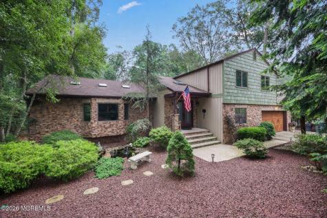 72 Fox Chase Court Freehold NJ 07728