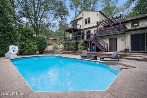 72 Fox Chase Court Freehold NJ 07728