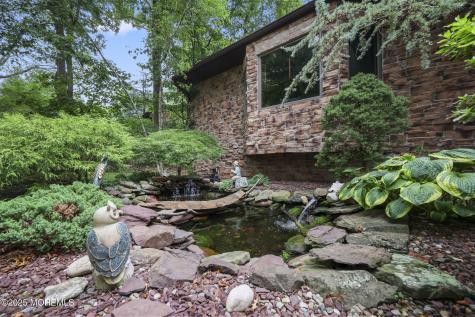 72 Fox Chase Court Freehold NJ 07728