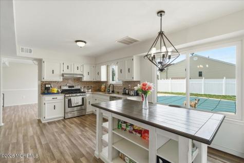 12 Holmes Avenue Monroe NJ 08831