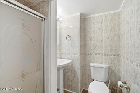 12 Holmes Avenue Monroe NJ 08831
