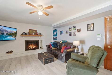 12 Holmes Avenue Monroe NJ 08831