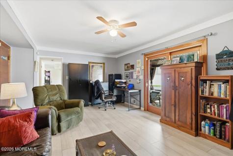 12 Holmes Avenue Monroe NJ 08831