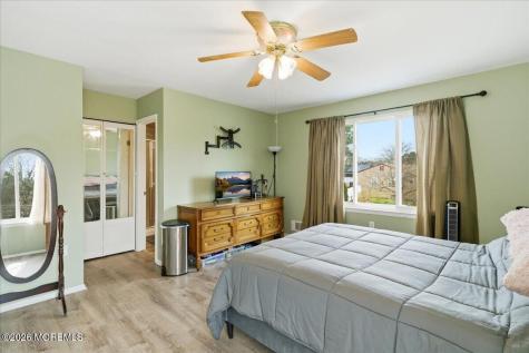 12 Holmes Avenue Monroe NJ 08831