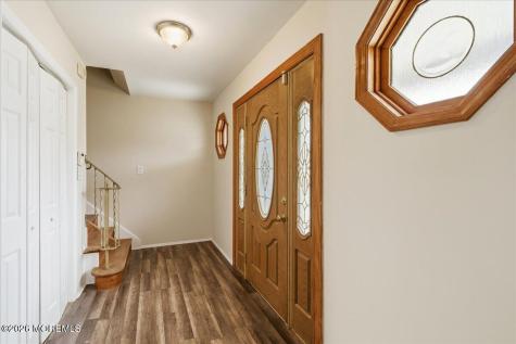 12 Holmes Avenue Monroe NJ 08831