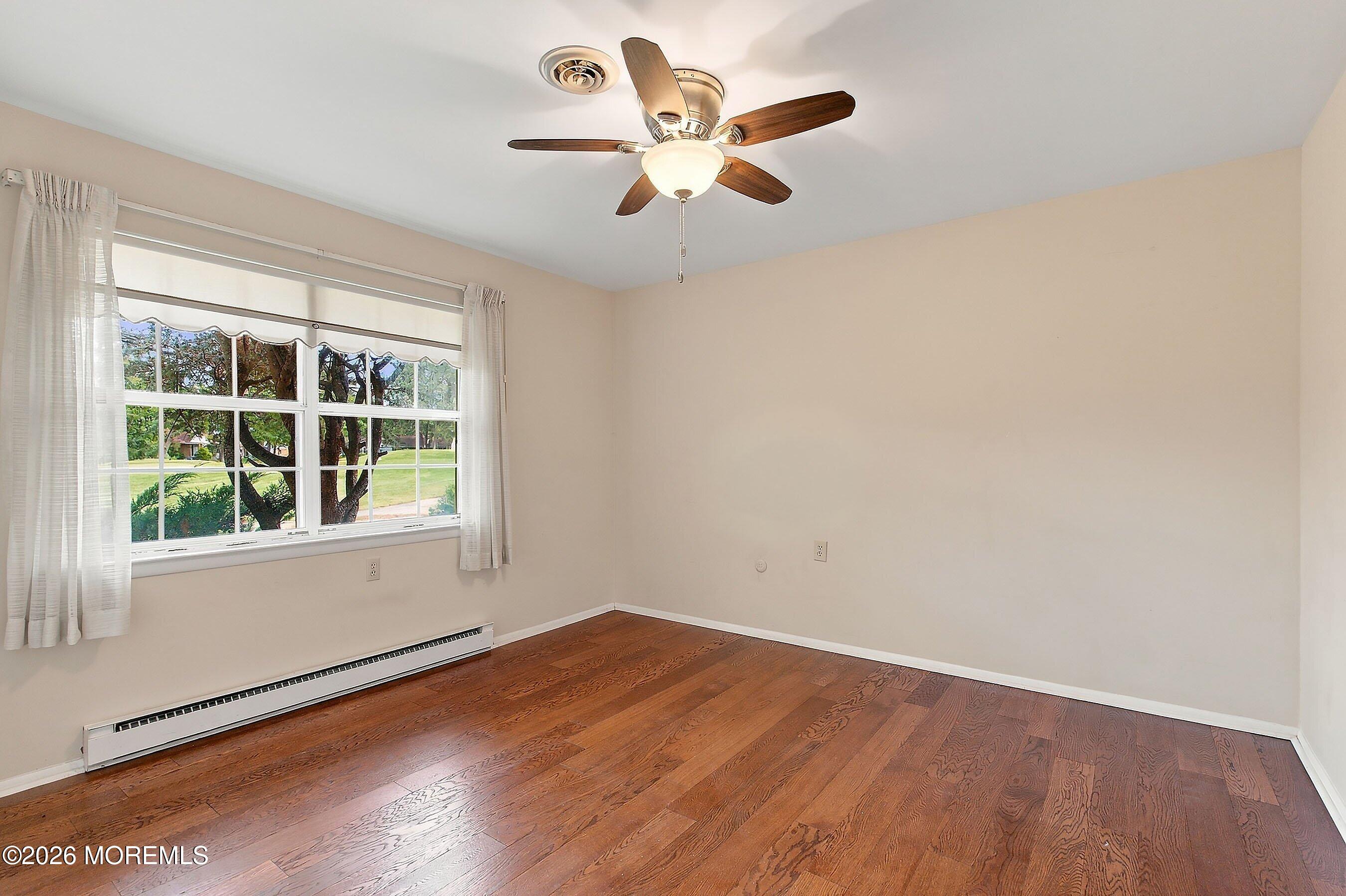 33A Gramercy Lane Manchester NJ 08759
