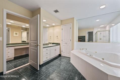 684 Harding Road Little Silver NJ 07739