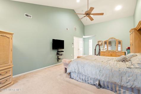 40 Northwoods Road Ocean Twp NJ 07712
