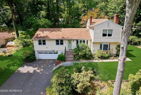76 Long Hill Road Gillette NJ 07933