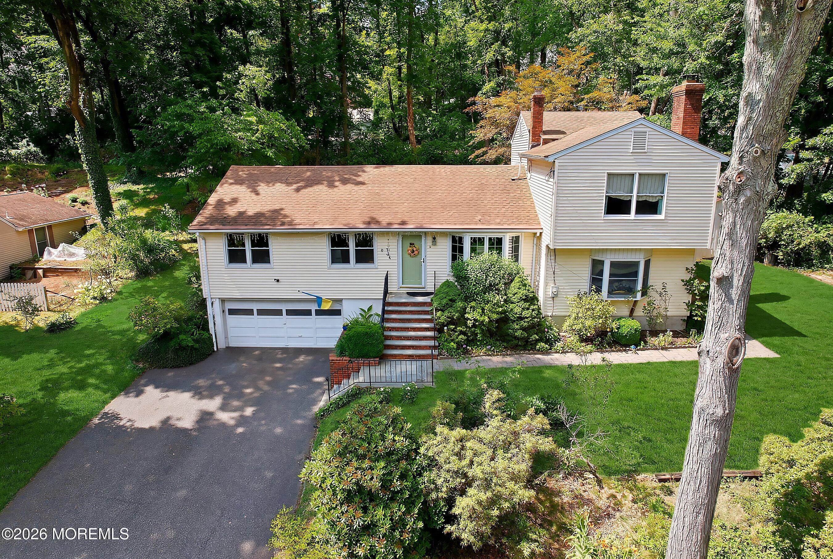 76 Long Hill Road Gillette NJ 07933