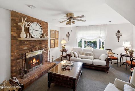 76 Long Hill Road Gillette NJ 07933