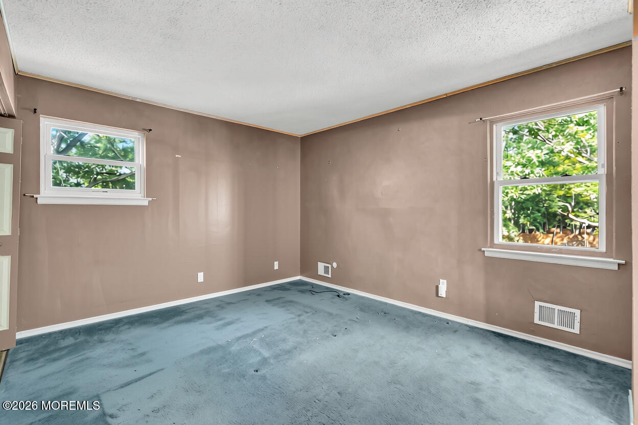 956 W Bay Avenue Barnegat NJ 08005