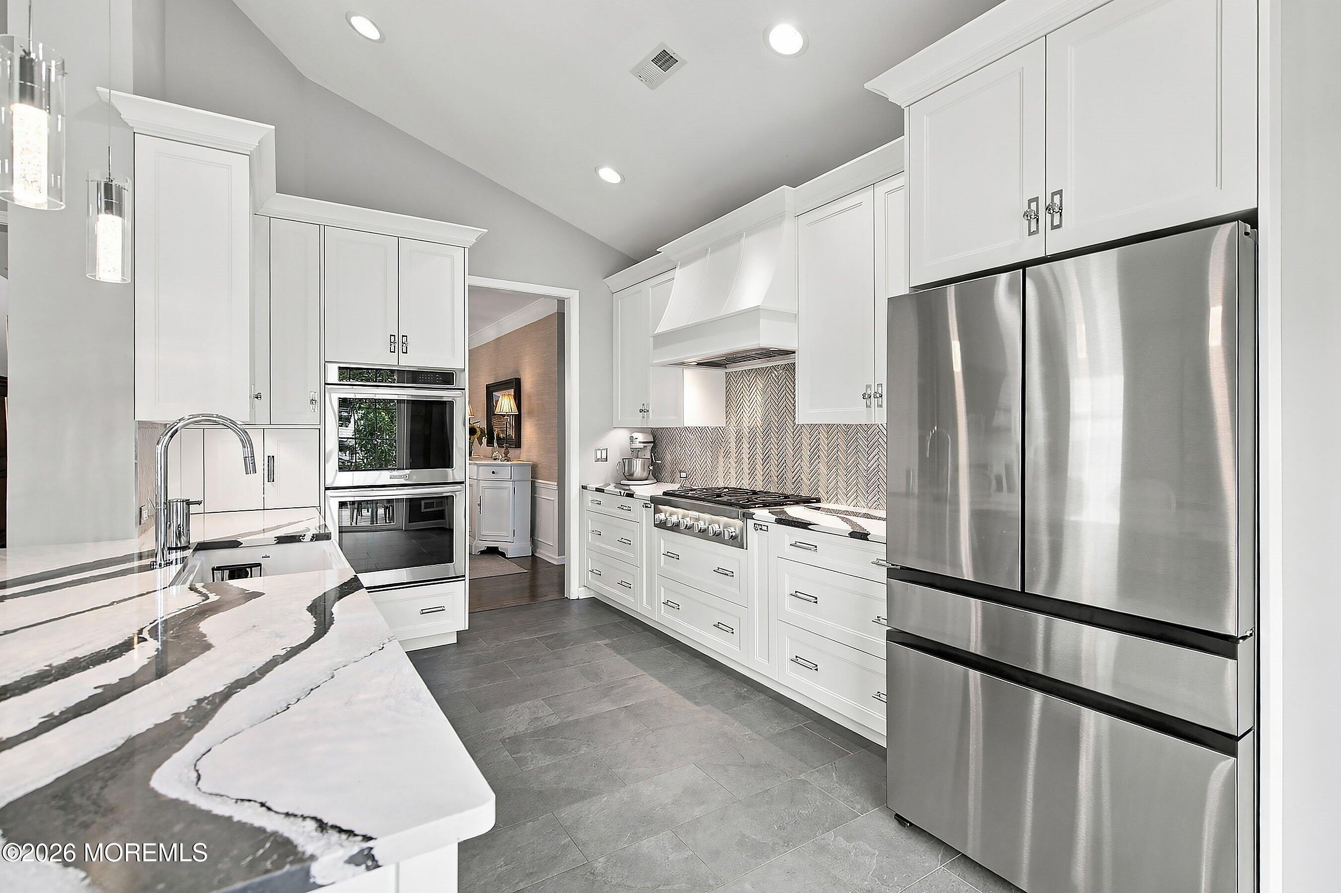 21 W Campania Lane Farmingdale NJ 07727
