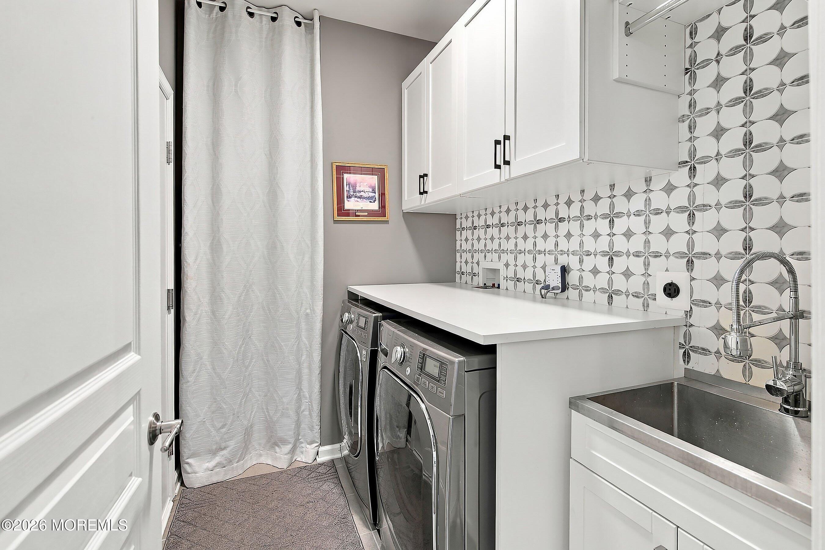 21 W Campania Lane Farmingdale NJ 07727