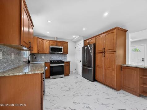 73 Broadway Road Freehold NJ 07728
