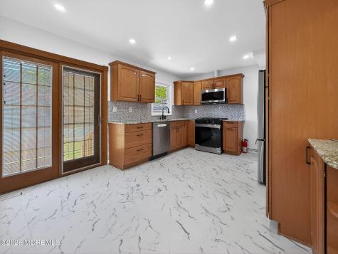 73 Broadway Road Freehold NJ 07728