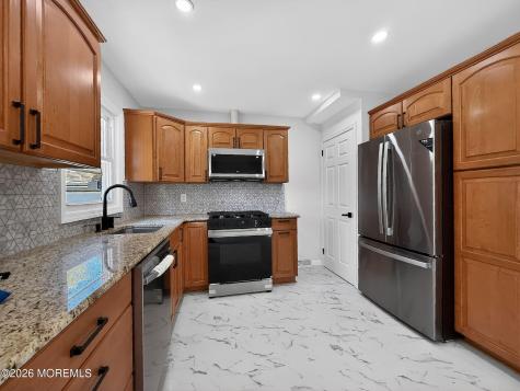 73 Broadway Road Freehold NJ 07728