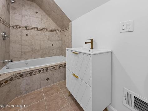 73 Broadway Road Freehold NJ 07728