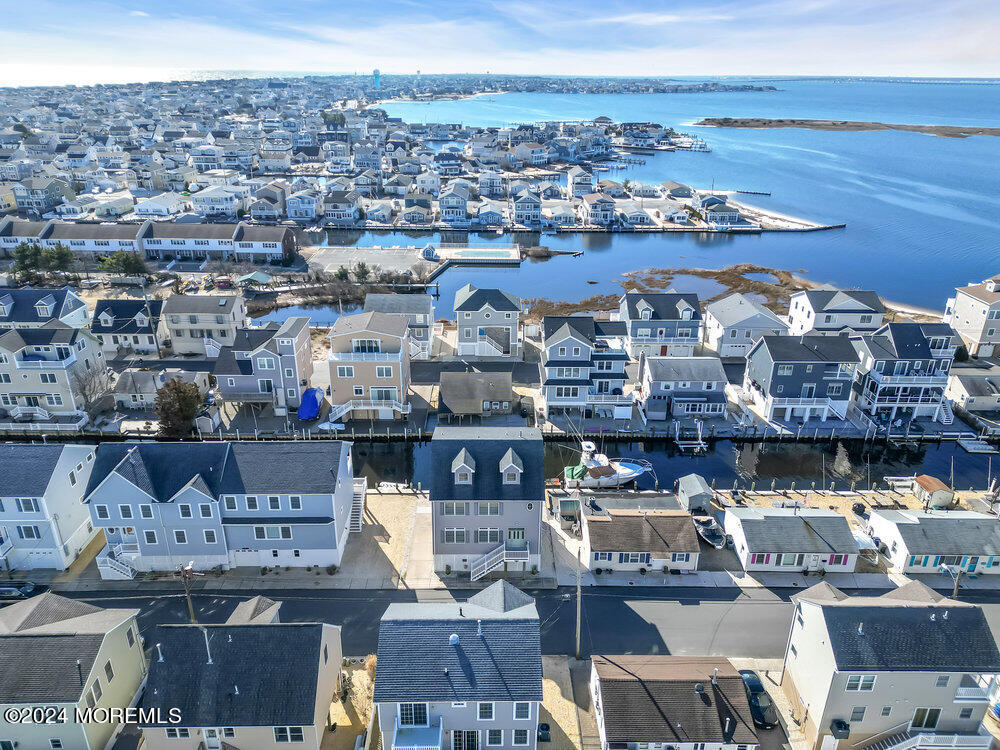 239 Kathryn Street Lavallette NJ 08735