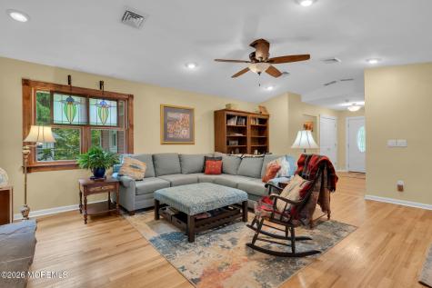 8 Rues Road Cream Ridge NJ 08514