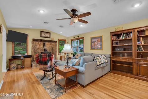 8 Rues Road Cream Ridge NJ 08514