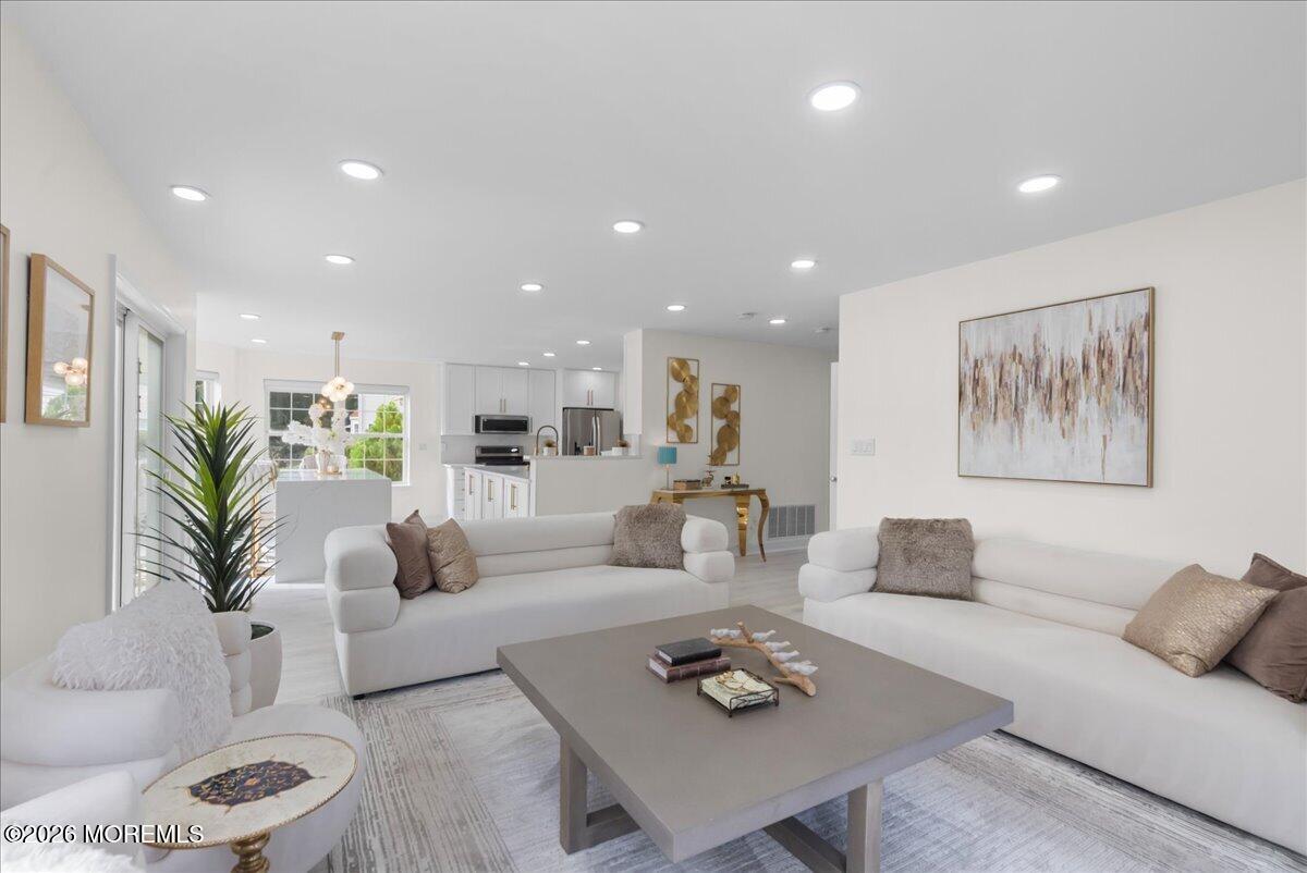 13 Cottonwood Drive Jackson NJ 08527