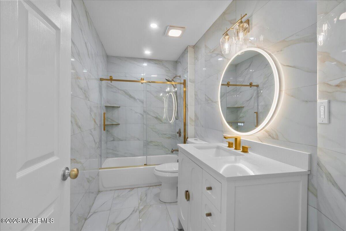 13 Cottonwood Drive Jackson NJ 08527