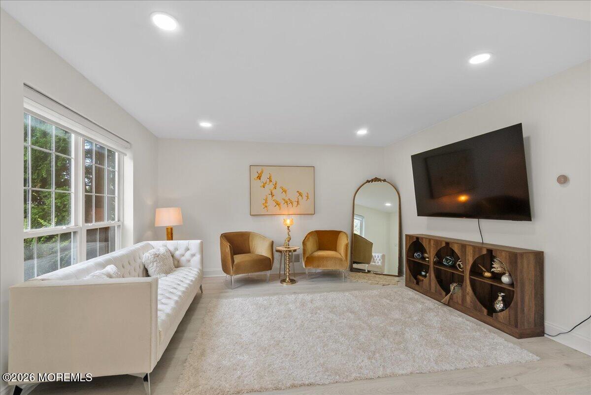13 Cottonwood Drive Jackson NJ 08527