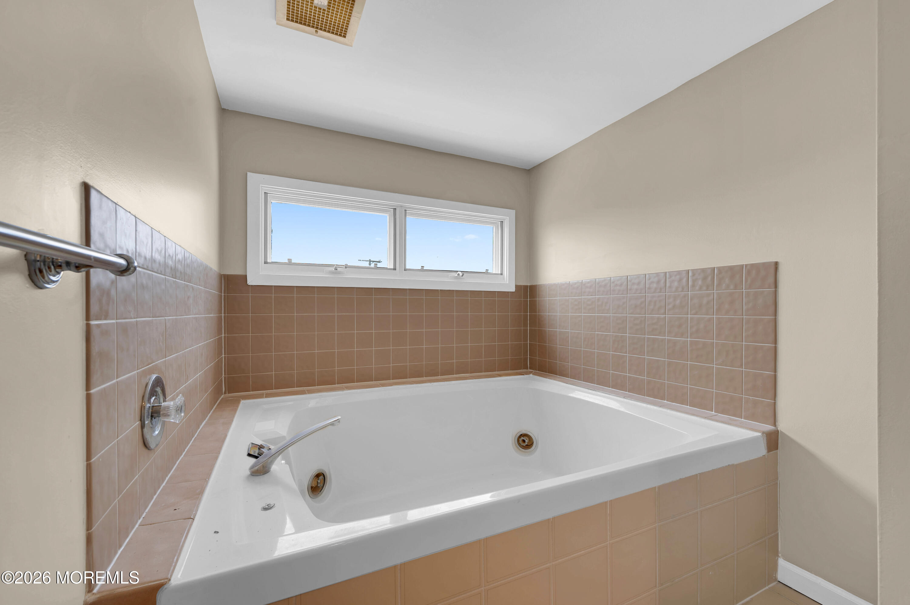 1131 Bayview Avenue Bayville NJ 08721