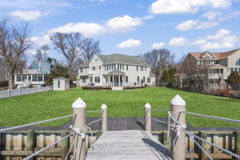 66 Seneca Place Oceanport NJ 07757