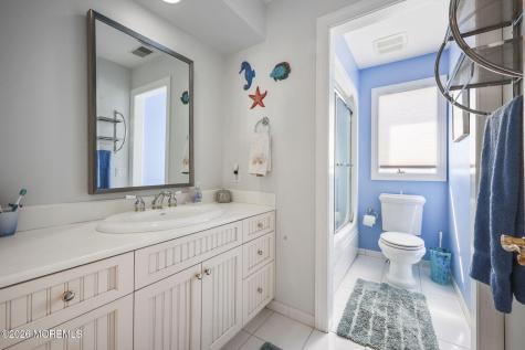 66 Seneca Place Oceanport NJ 07757