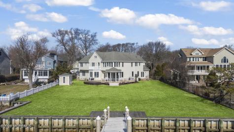 66 Seneca Place Oceanport NJ 07757