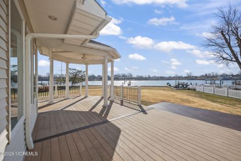 66 Seneca Place Oceanport NJ 07757