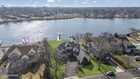 66 Seneca Place Oceanport NJ 07757