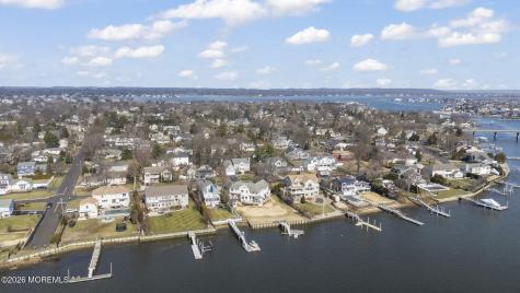 66 Seneca Place Oceanport NJ 07757
