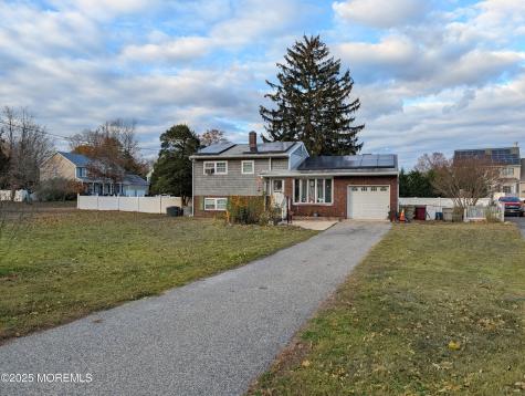 21 Butler Boulevard Bayville NJ 08721