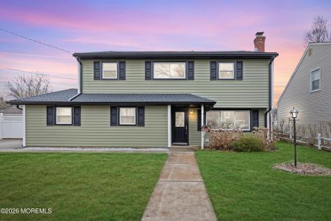 20 Surrey Drive Hazlet NJ 07730