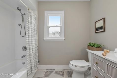 20 Surrey Drive Hazlet NJ 07730