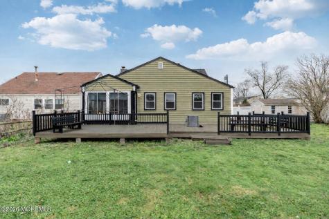 20 Surrey Drive Hazlet NJ 07730
