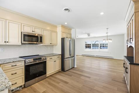 32B Buckingham Drive Manchester NJ 08759