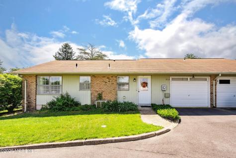 32B Buckingham Drive Manchester NJ 08759