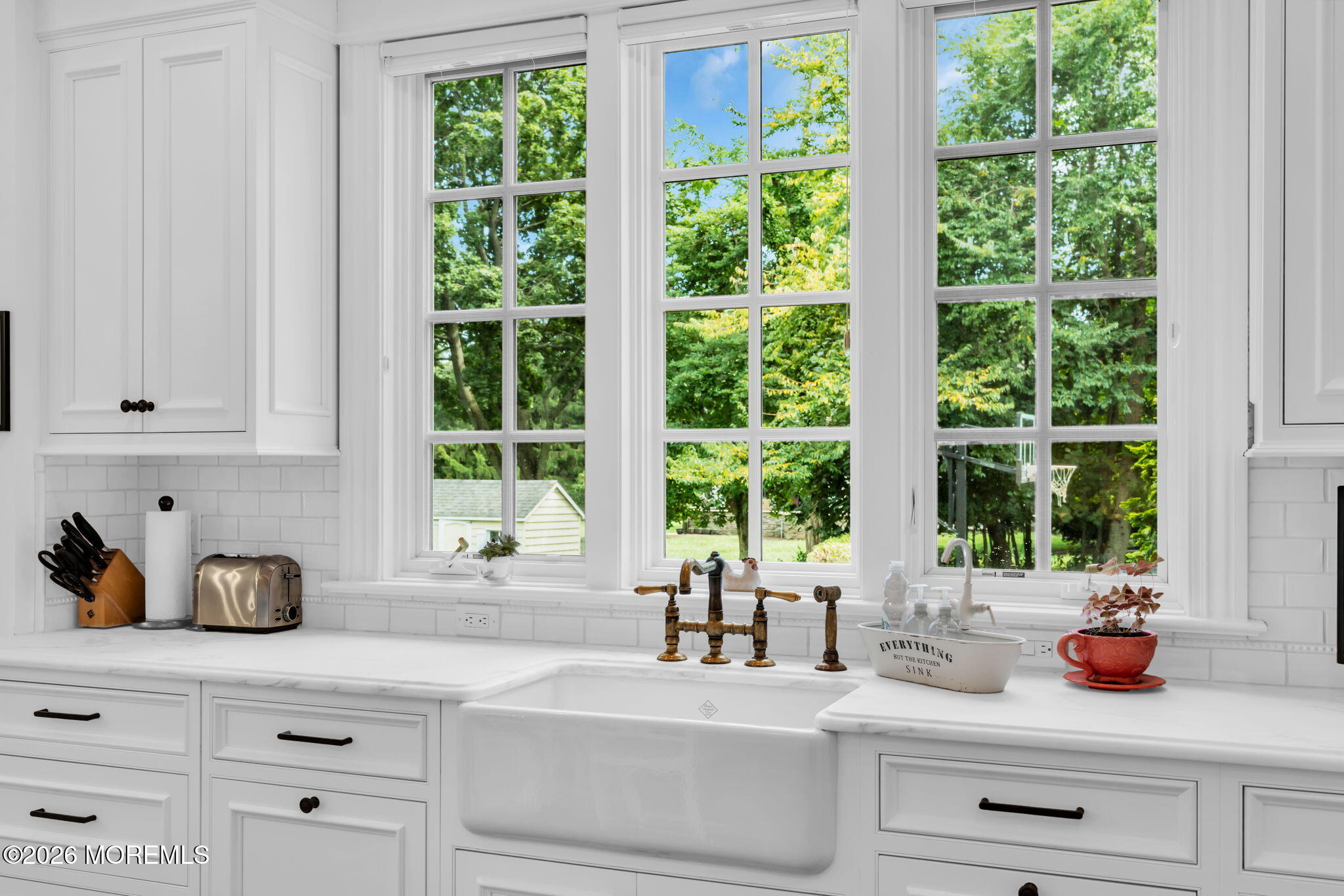 11 Woods End Road Rumson NJ 07760